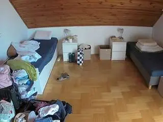 Camsoda Live Porn of voyeurcam-julmodels-greybed-3