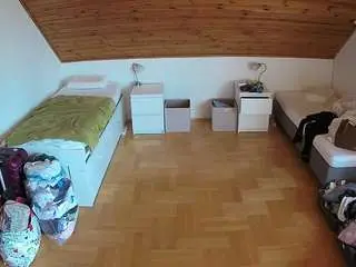 Camsoda Live Porn of voyeurcam-julmodels-greybed-3