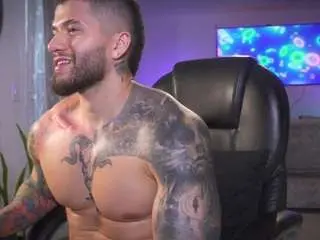 Camsoda Nude Webcam of frankfarrell