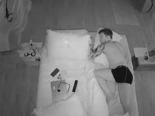 Camsoda Adult Webcam of voyeurcam-celticiron-01