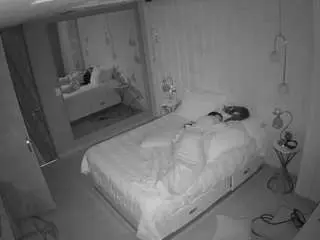 Camsoda Live Sex of voyeurcam-casa-salsa-bedroom-2