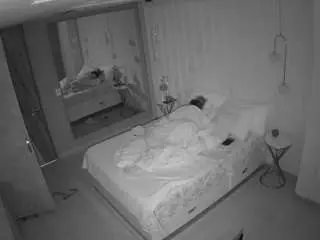 Camsoda Live Sex of voyeurcam-casa-salsa-bedroom-2