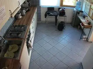Camsoda Live Sex of voyeurcam-julmodels-kitchen-2
