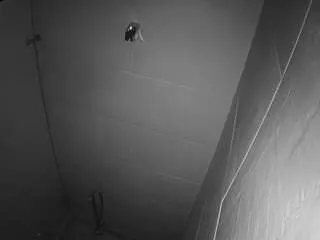 Camsoda Free Porn Cam of voyeurcam-jb-shower-1