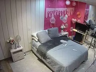 Camsoda Live Sex of voyeurcam-casa-salsa-bedroom-5