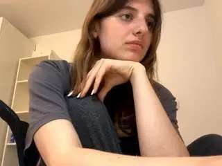 Camsoda Nude Webcam of theolakassis