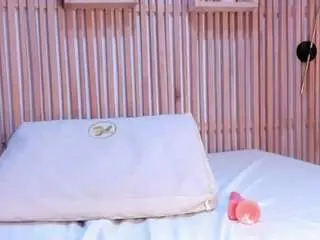 Camsoda Free Live Porn of selena-holt