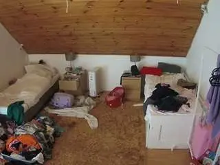 Camsoda Live Sex of voyeurcam-julmodels-whitebed-3