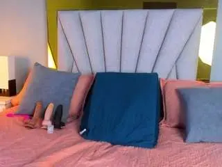 Camsoda Watch Live Sex Cams of vahiolet-fuentes1