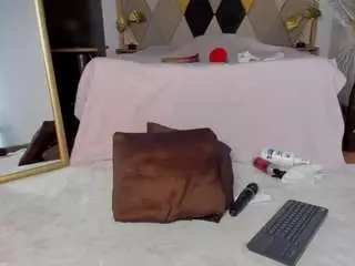 Camsoda Nude Webcam of emmaduque