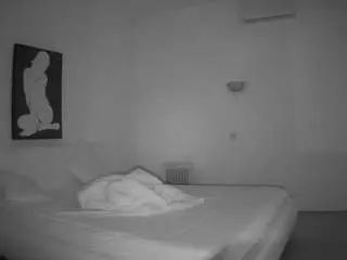 Camsoda Watch Live Sex Cams of voyeurcam-julmodels-reallife-2
