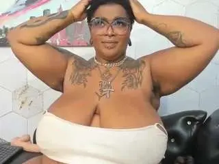 Camsoda Adult Webcams of ana-fuentes