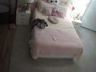 Camsoda Live Sex Cam of voyeurcam-casa-salsa-bedroom-6