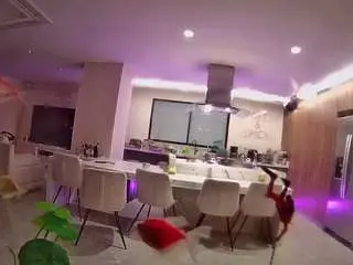 Camsoda Adult Webcams of voyeurcam-casa-salsa-fishtank
