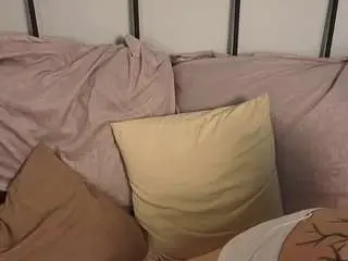 Camsoda Free Live Porn of maddieroen