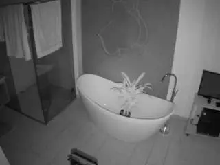 Camsoda Live Sex of voyeurcam-casa-salsa-bathroom-5