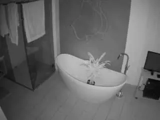 Camsoda Adult Video Chat of voyeurcam-casa-salsa-bathroom-5