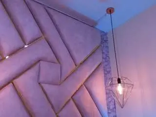 Camsoda Sex Cam of andrea-jones11