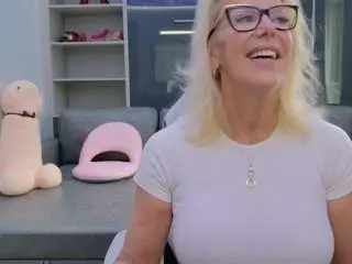 Camsoda Adult Webcam of fitcougarcb