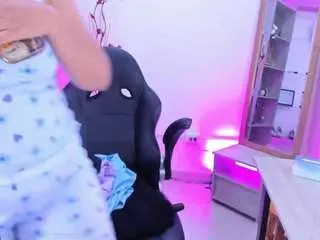Camsoda Watch Live Sex Cams of jisoosquirt