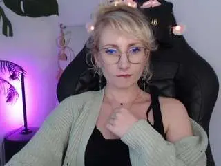 Camsoda Watch Live Sex Cams of cinderellamoon