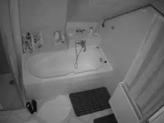 Camsoda Live Porn of voyeurcam-julmodels-bath-2nd-1