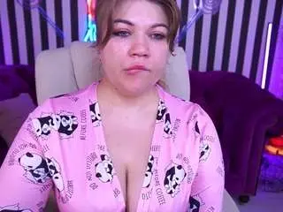 Camsoda Free Live Porn of alinkamalinka