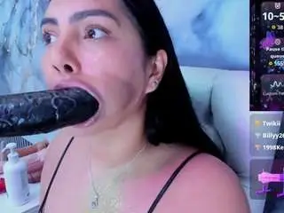 Camsoda Free Porn Cam of evelinn-belen