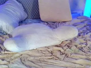 Camsoda Nude Webcam of samathajamesxo