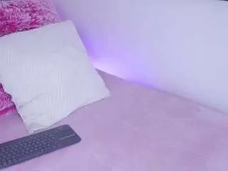 Camsoda Watch Live Sex Cams of lia-mackenzie