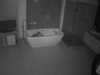 Camsoda Free Live Porn of voyeurcam-casa-salsa-bathroom-4