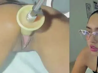 Camsoda Best Webcam of emily-philip