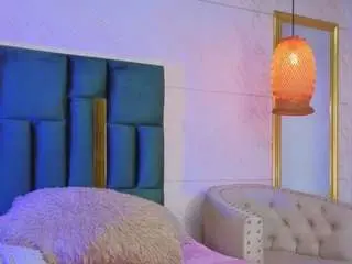 Camsoda Adult Webcam of emilia-monroee