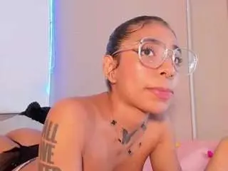 Camsoda Best Webcam of scarlet-vixen