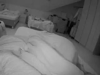 Camsoda Best live sex cam show of voyeurcam-julmodels-bed-1