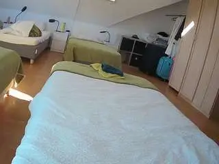 Camsoda Free Live Porn of voyeurcam-julmodels-bed-1
