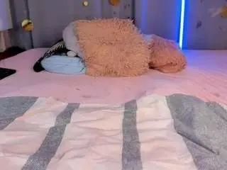 Camsoda Nude Webcam of jess-lui