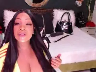 Camsoda Nude Webcam of madikeyhappyy