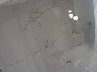 Camsoda Private Sex Chat of voyeurcam-casa-salsa-bathroom-10