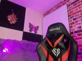 Camsoda Free Porn Cam of aleja-hill