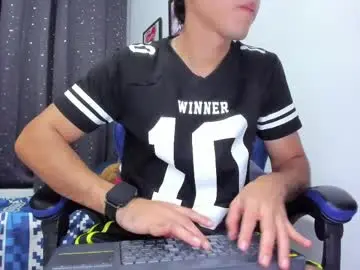 Chaturbate Best live sex cam show of the_skinnyguys