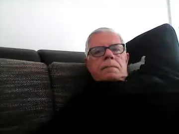 Chaturbate Live Sex of eisbaer1957