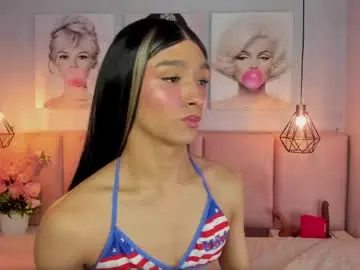 Chaturbate Adult Video Chat of dara_petite_