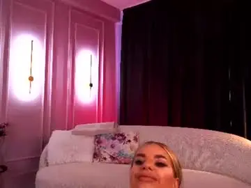 Chaturbate Free Porn Cam of pearlplenty