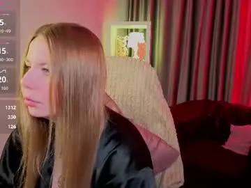 Chaturbate Adult Webcams of holyboobs13
