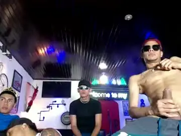 Chaturbate Best live sex cam show of crismens