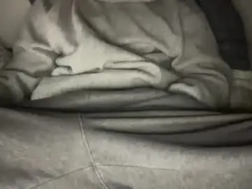 Chaturbate Live Sex Cam of yungbull06