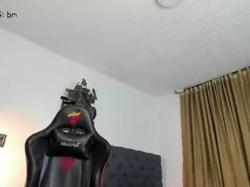 Chaturbate Free Porn Cam of insolemnia