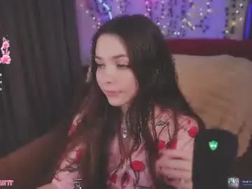 Chaturbate Live Sex Cam of howtomeow