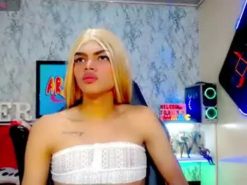 Chaturbate Free Live Porn of karol_vanessa__